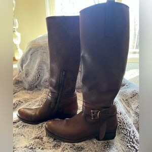 Frye Melissa Knotted Tall Redwood Size 7